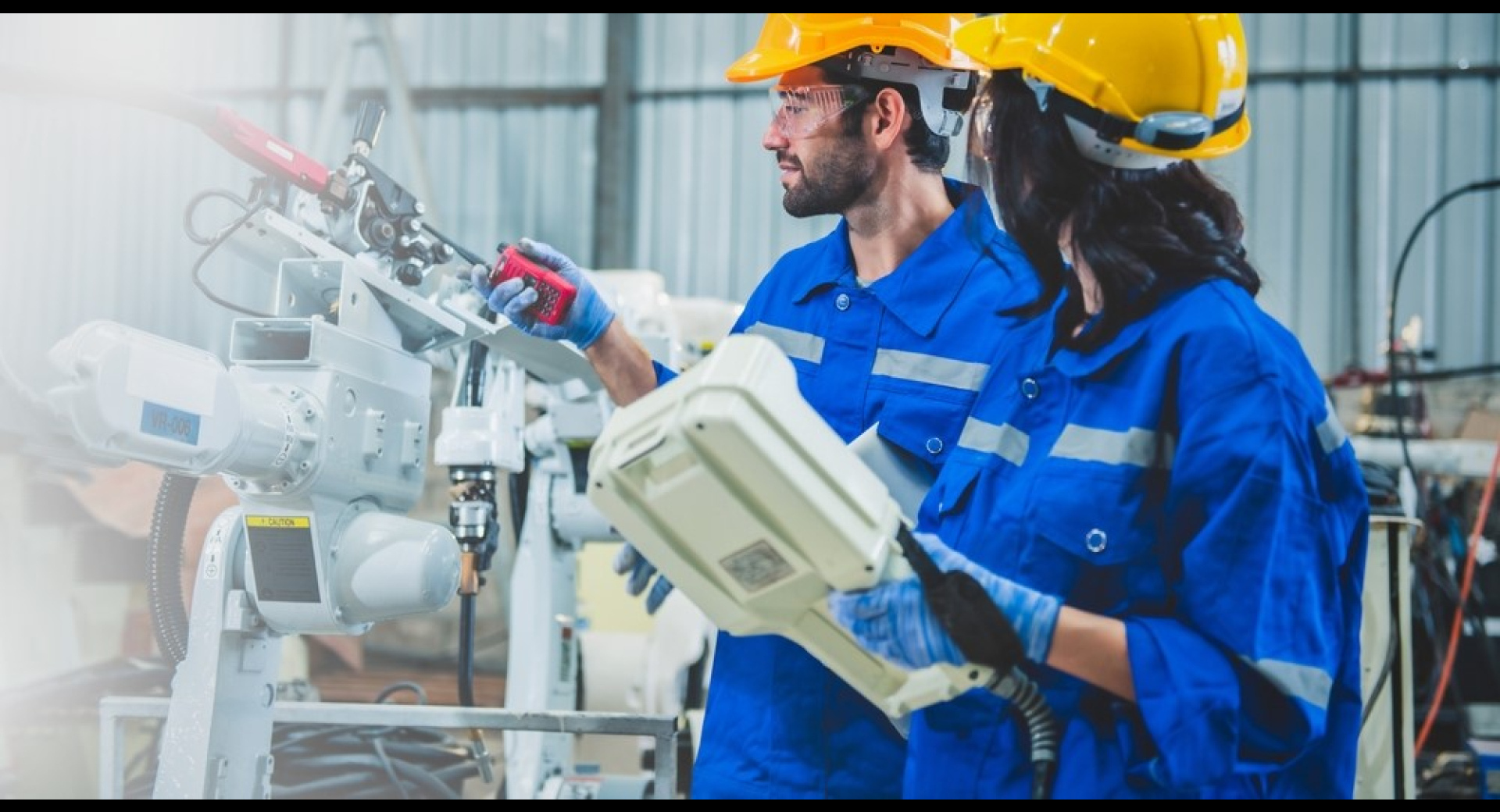 Why Toronto Manufacturing Businesses Need Specialized Insurance 